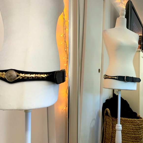 Vintage Conch Belt - Picture 1 of 5
